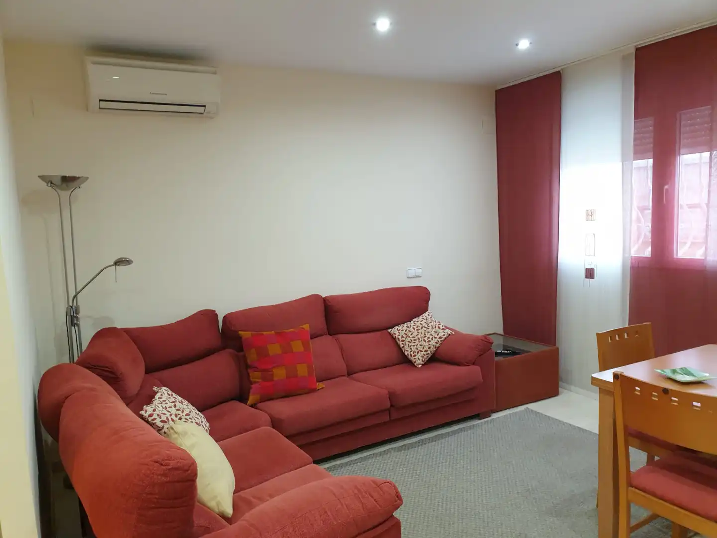 Sala de estar de Casa adosada de alquiler en Càlig con Jardín privado, Terraza y Amueblado