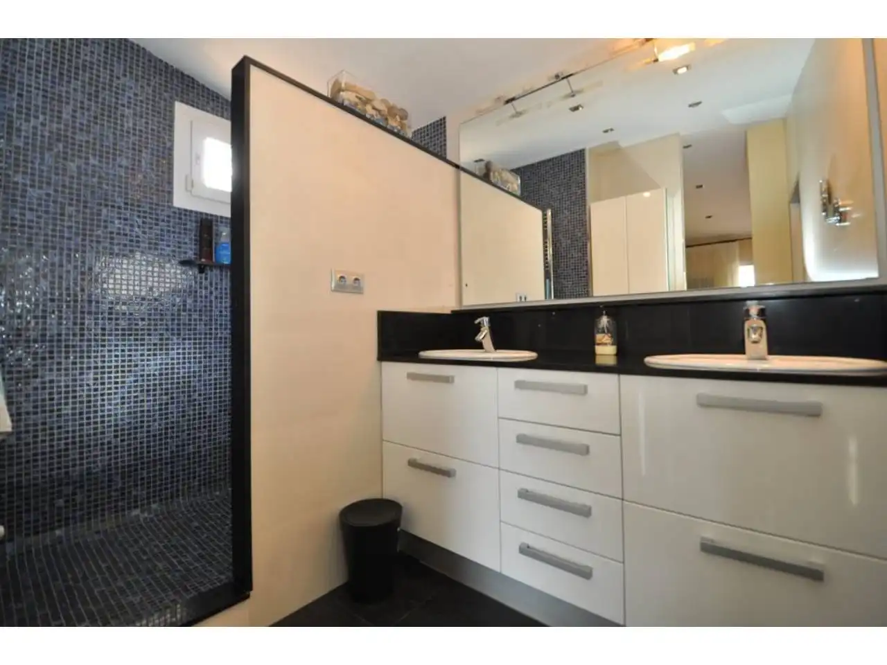 Baño de Casa o chalet en venta en Blanes con Calefacción, Parquet y Terraza