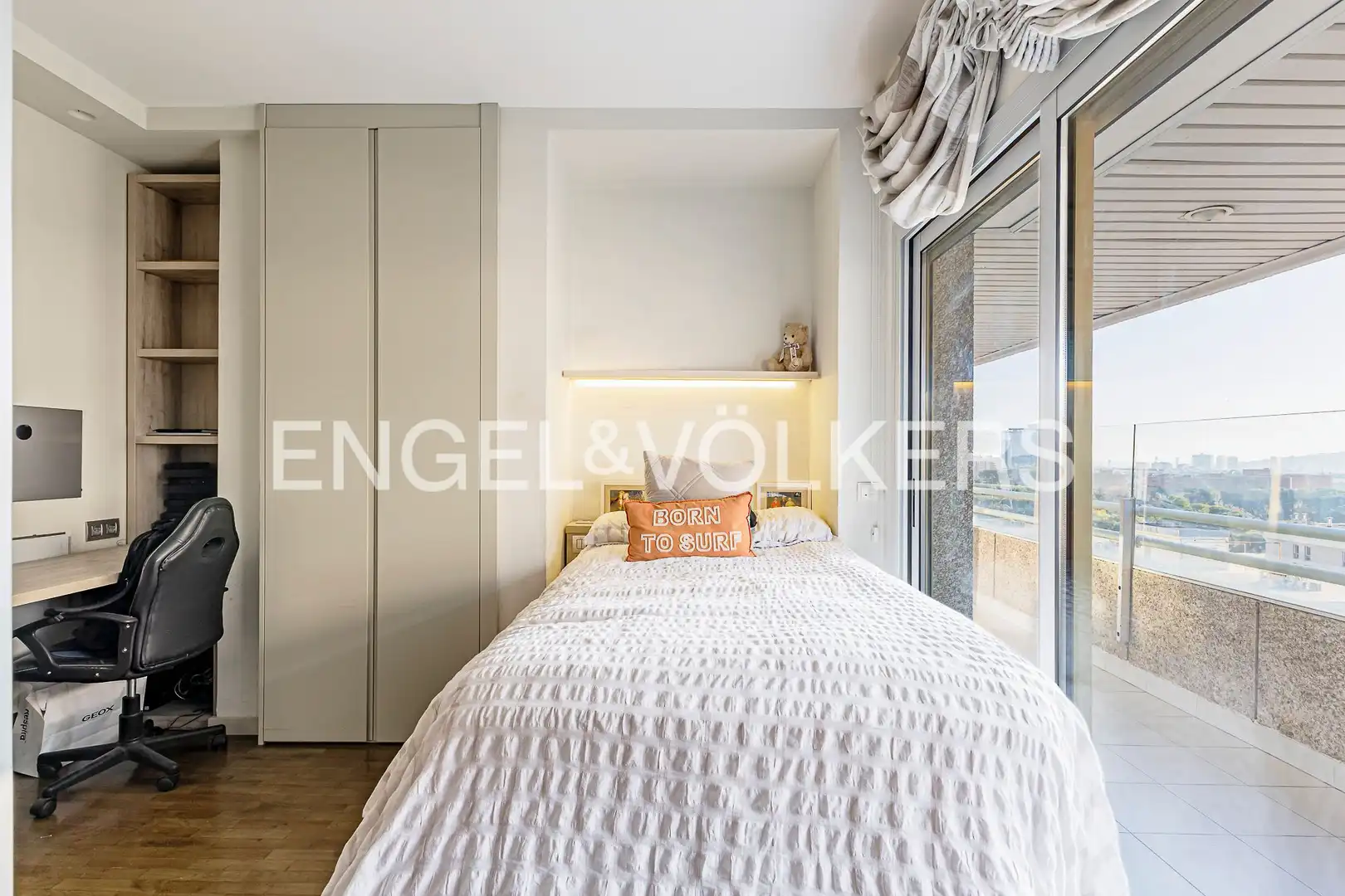 Habitación de Piso en venta en Barcelona con Aire acondicionado, Calefacción y Jardín privado