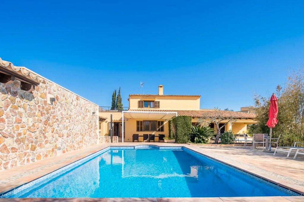Swimming pool of House or chalet for sale in Pollença  with Air Conditioner, Private garden and Terrace