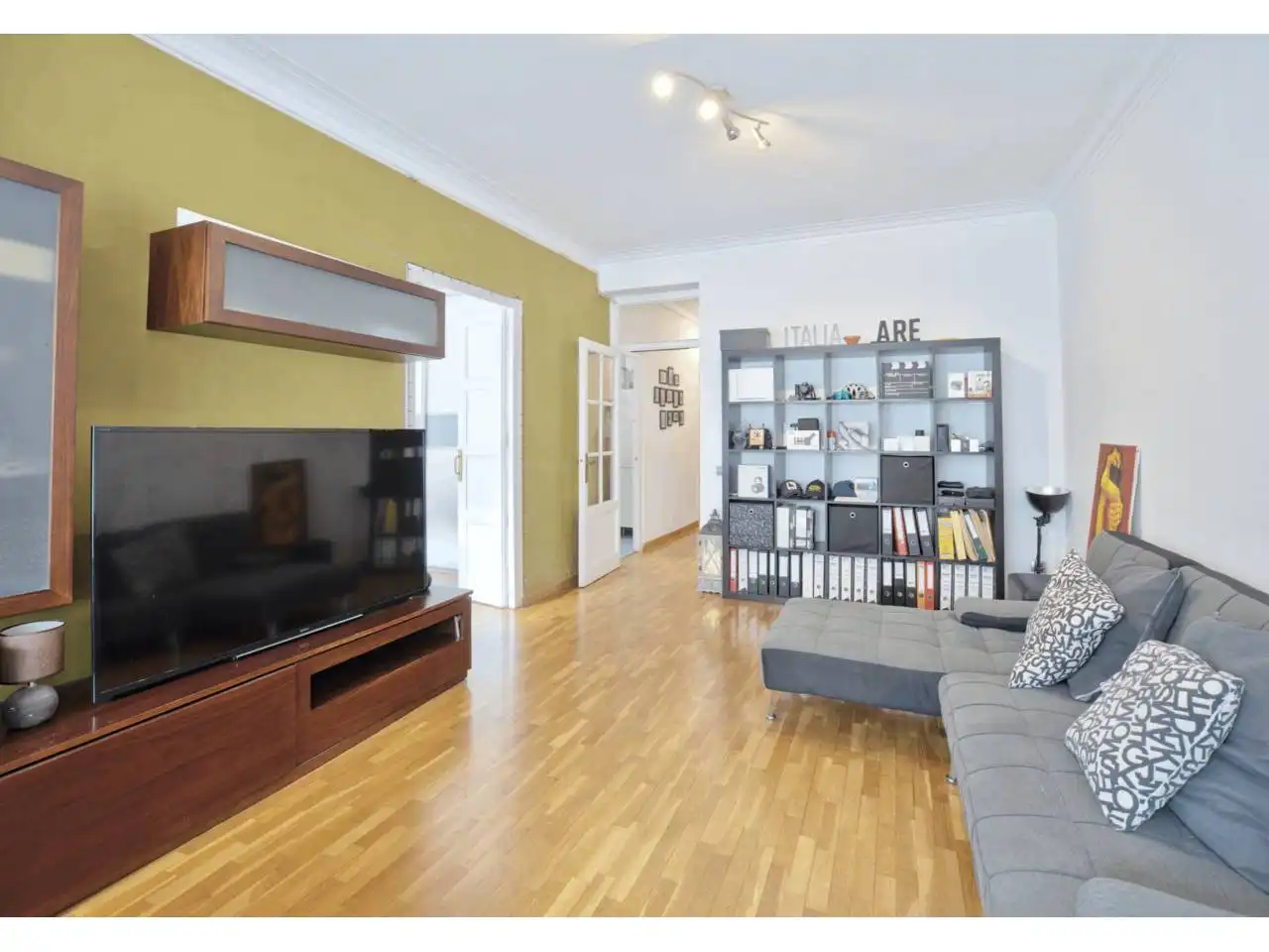 Flat with terrace for sale in Calle Padilla 177, imagen 4