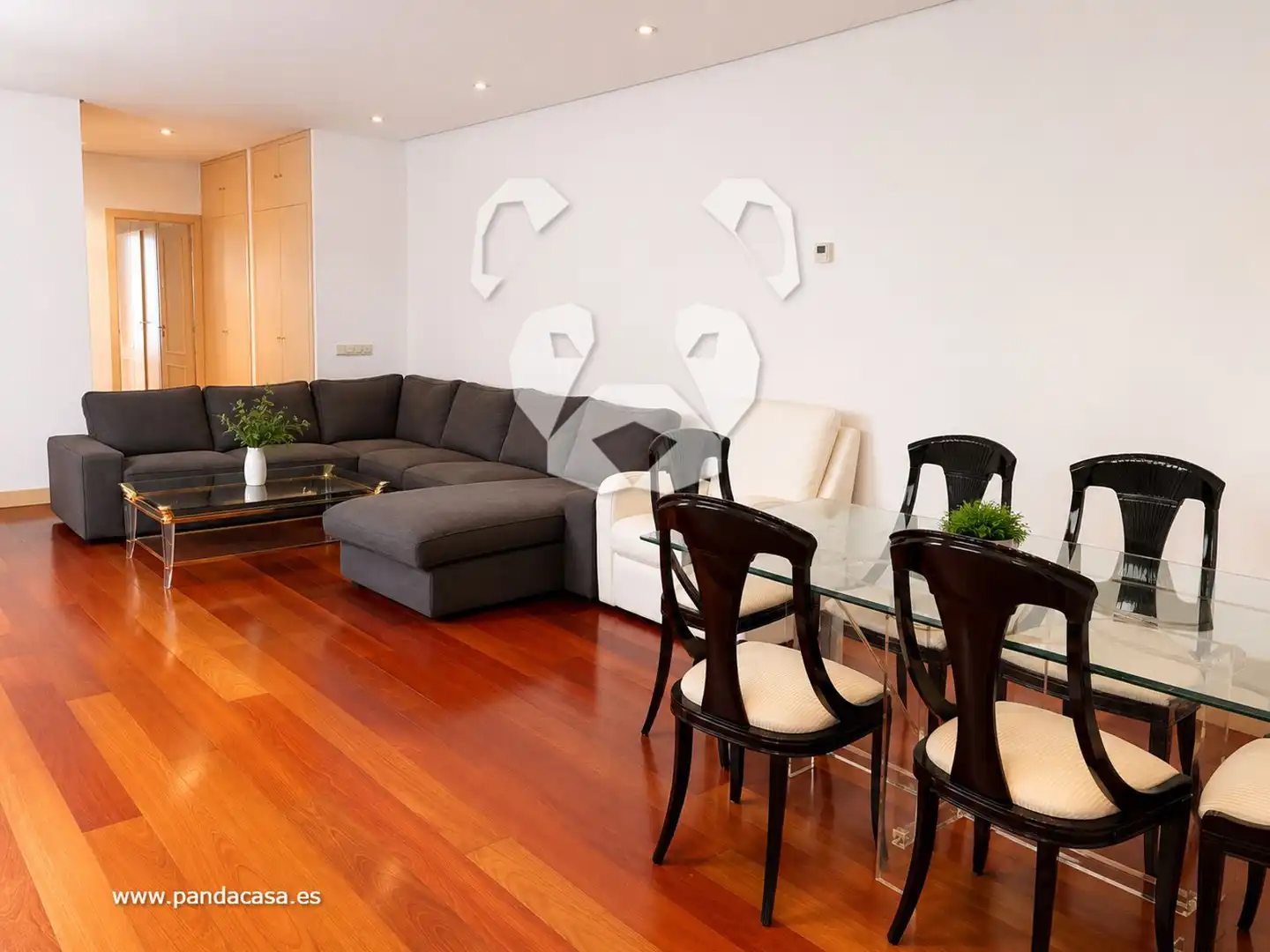 Living room of Flat for rent in Madrid  with Air Conditioner, Heating and Furnished