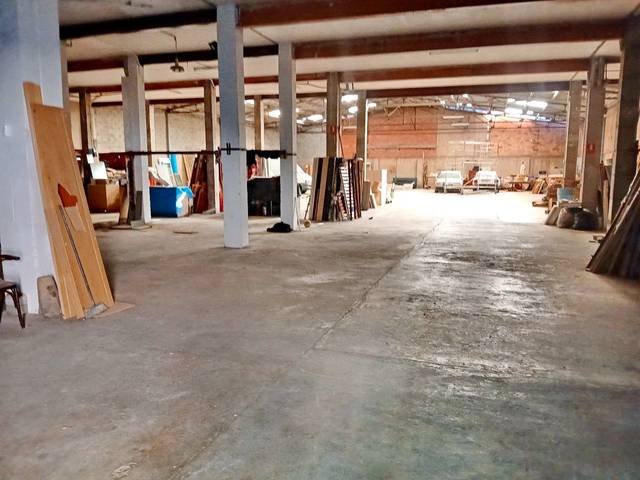 Local comercial en Venta en Calle José Gimeno Agius en Segorbe