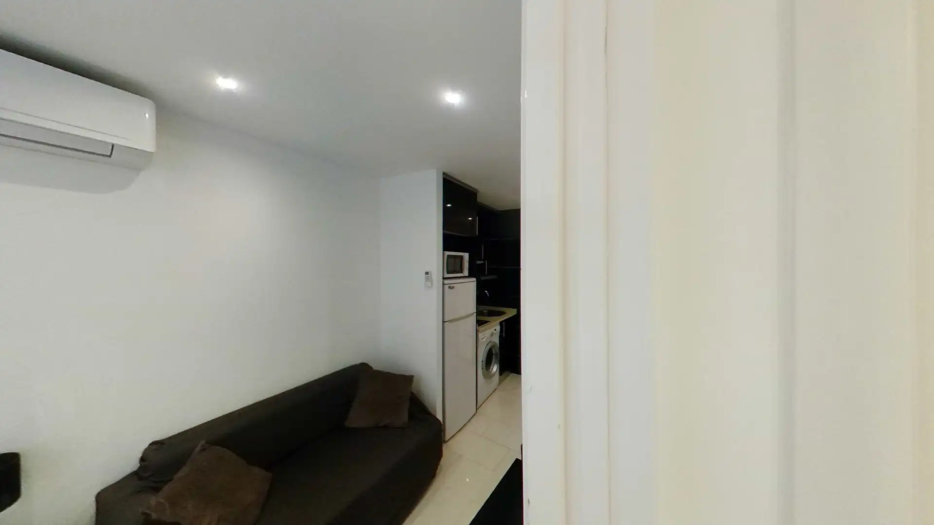 Flat with terrace to rent in Calle del Salitre, imagen 23