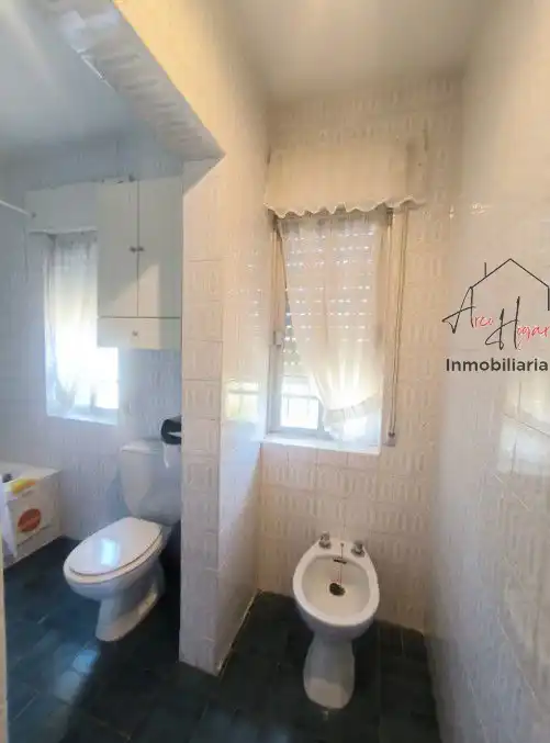 Baño de Casa o chalet en venta en Calvarrasa de Abajo con Calefacción, Terraza y Trastero