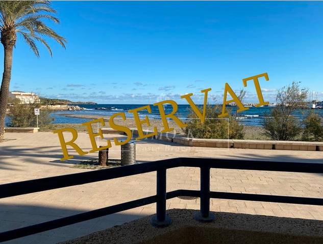 Apartamento en Venta en Avinguda Mestral en El Port