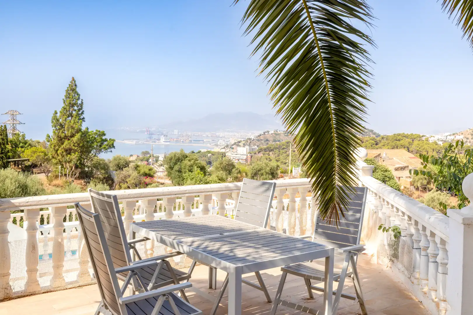 Terraza de Casa adosada en venta en Málaga con Aire acondicionado, Calefacción y Jardín privado
