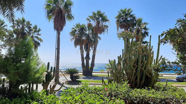 Apartamento en Venta en Avenida del Pintor Joaquín Sorolla, Málaga, Spain, 101 en Limonar