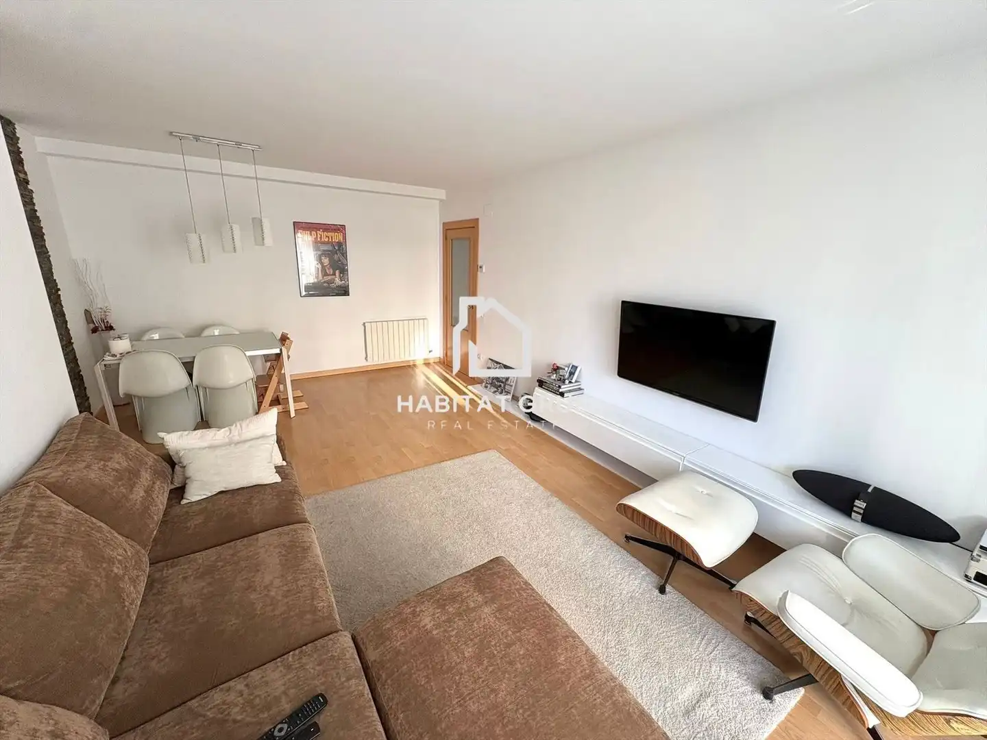 Living room of Flat for sale in Sant Just Desvern  with Heating, Terrace and Community pool