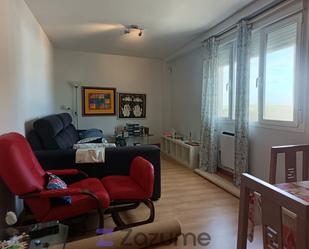 Living room of Flat to rent in Huecas  with Air Conditioner, Heating and Furnished