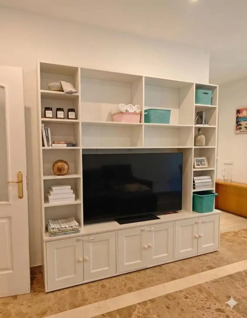 Sala d'estar de Apartament de lloguer en Marbella amb Aire condicionat, Terrassa i Traster