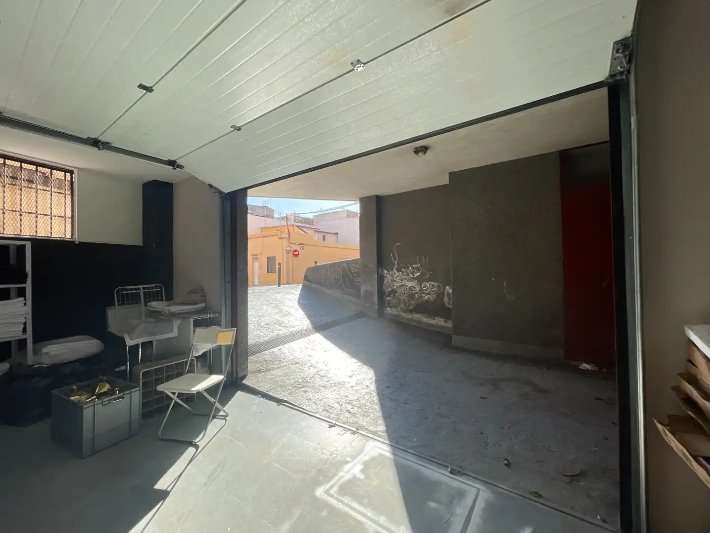 Local comercial en venta en Calle Abreu y Valdés, imagen 2