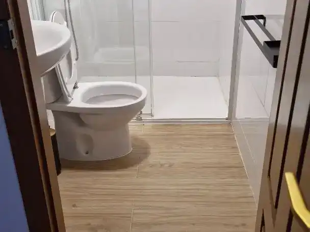 Badezimmer von Country house zur Miete in Muxía mit Privatgarten, Möbliert und Balkon