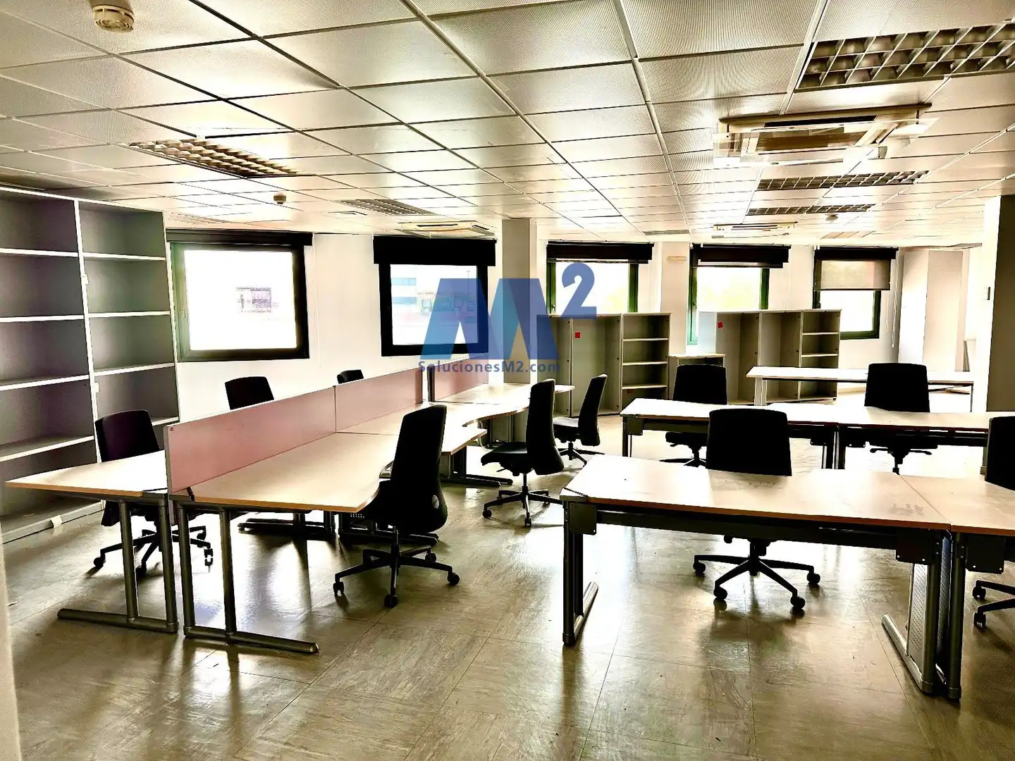 Bureau à louer à San Julián, imagen 4