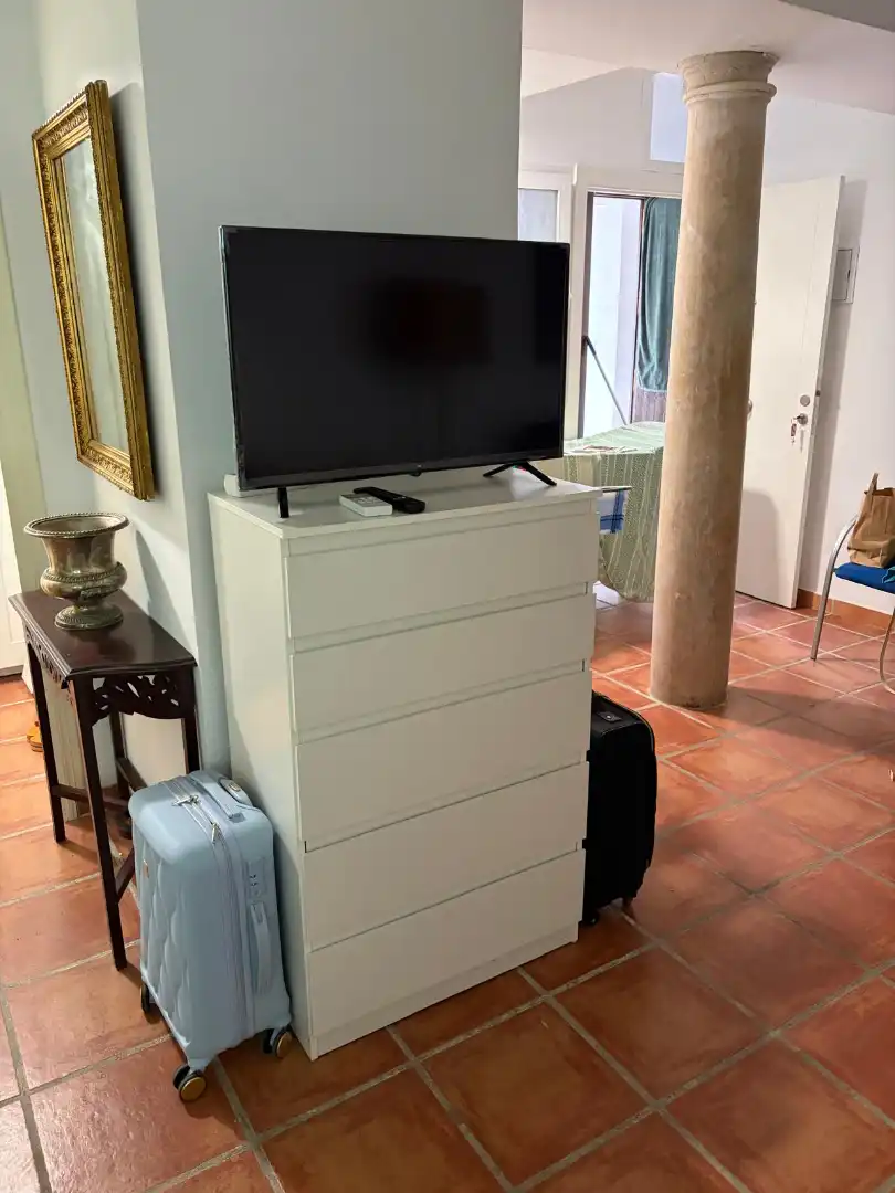 Dormitori de Apartament de lloguer en Málaga amb Aire condicionat, Moblat i Internet