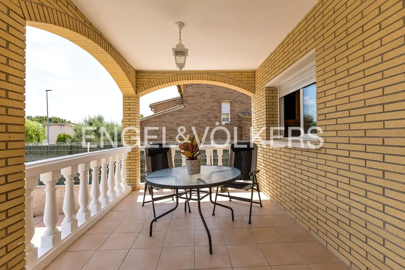 Terrassa de Casa o xalet en venda en Sant Cugat Sesgarrigues amb Aire condicionat i Calefacció