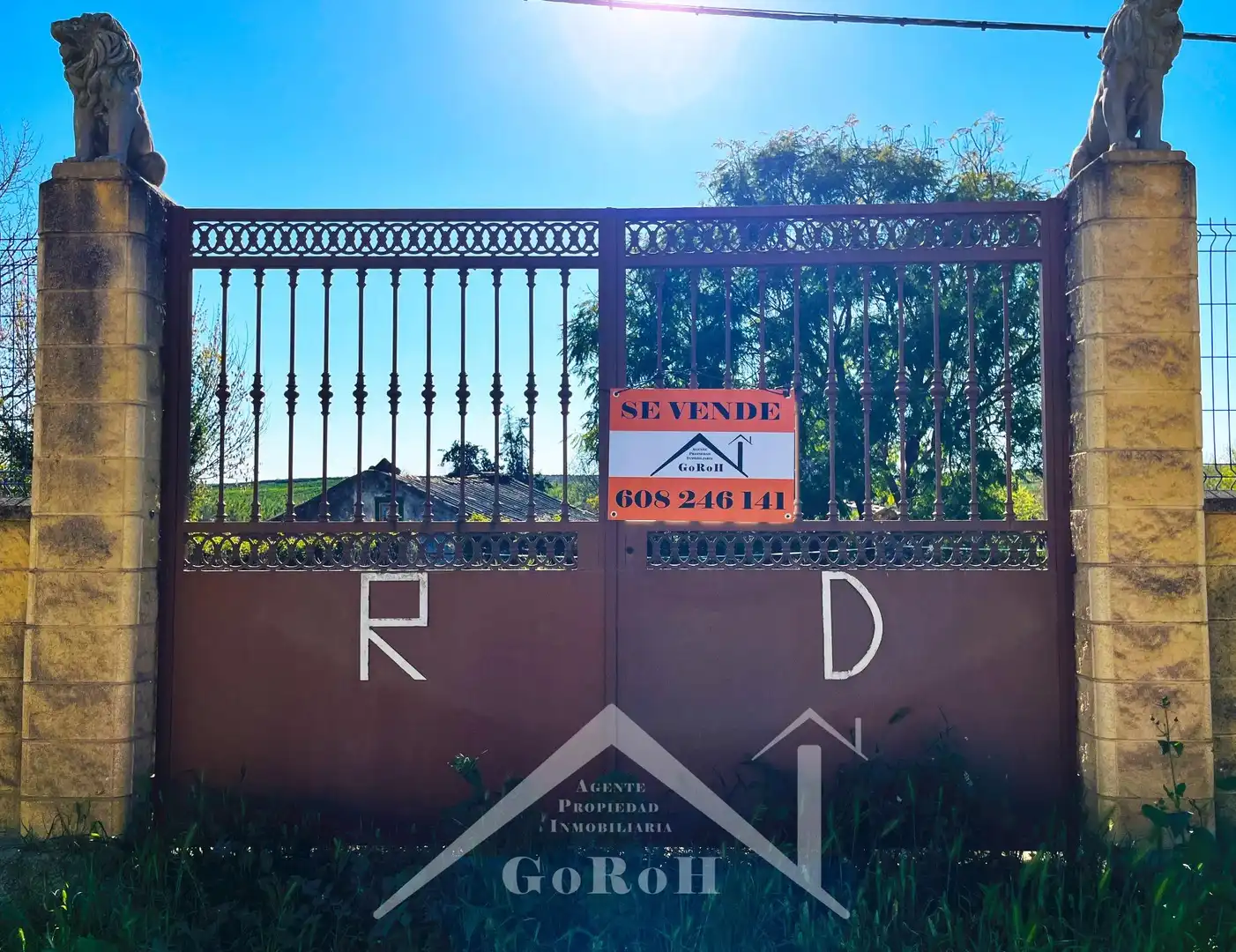 Vista exterior de Casa adosada en venta en Villaverde del Río