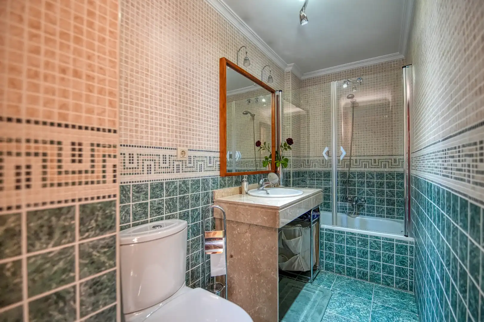 Baño de Casa o chalet en venta en Ávila con Calefacción, Terraza y Trastero