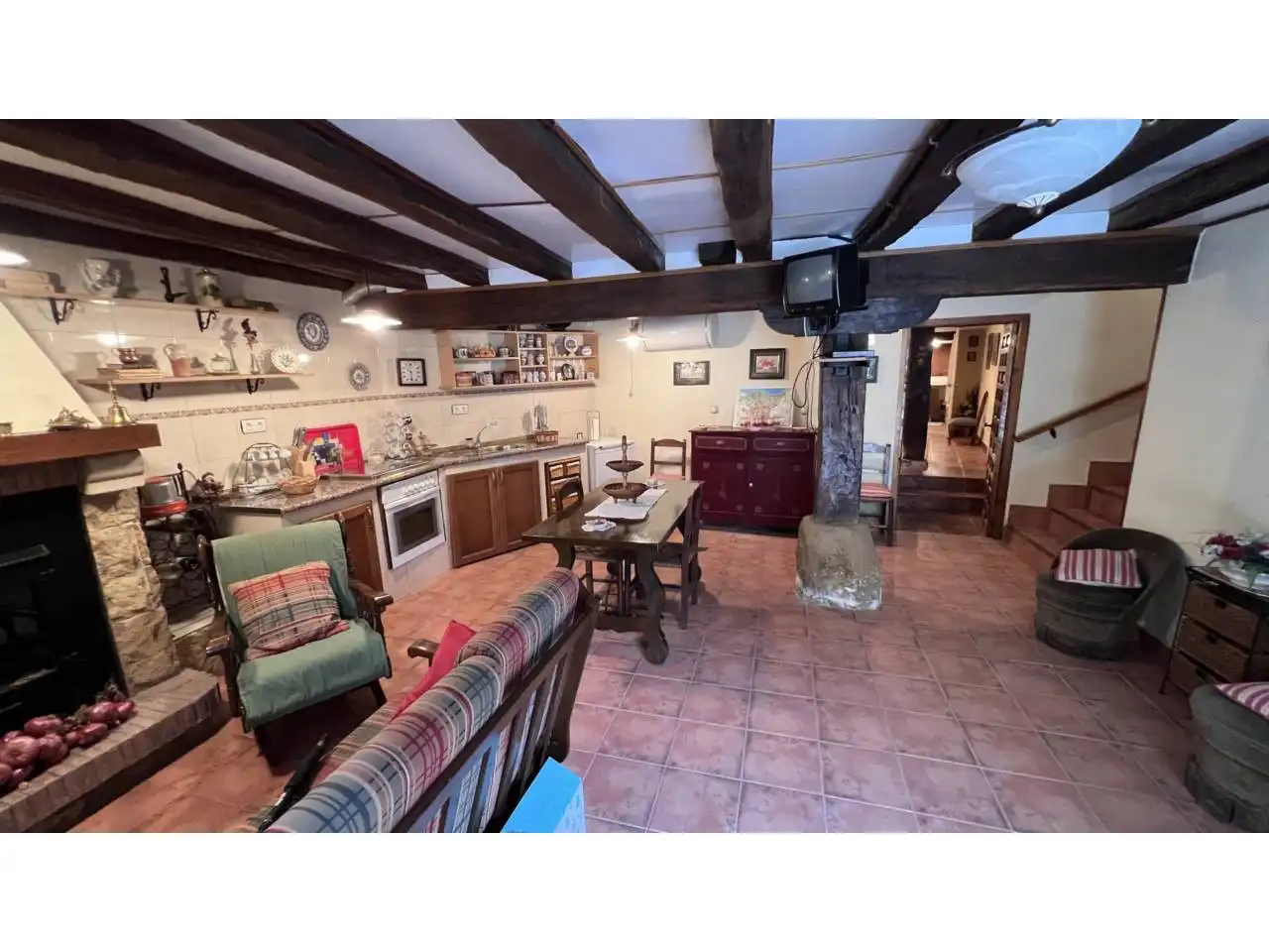 Kitchen of Detached homes for sale in Merindad de Sotoscueva  with Private garden, Terrace and Furnished