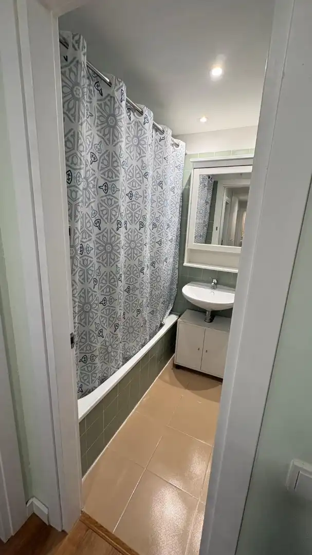 Bathroom of Flat for sale in Ciudad Real  with Air Conditioner, Heating and Terrace