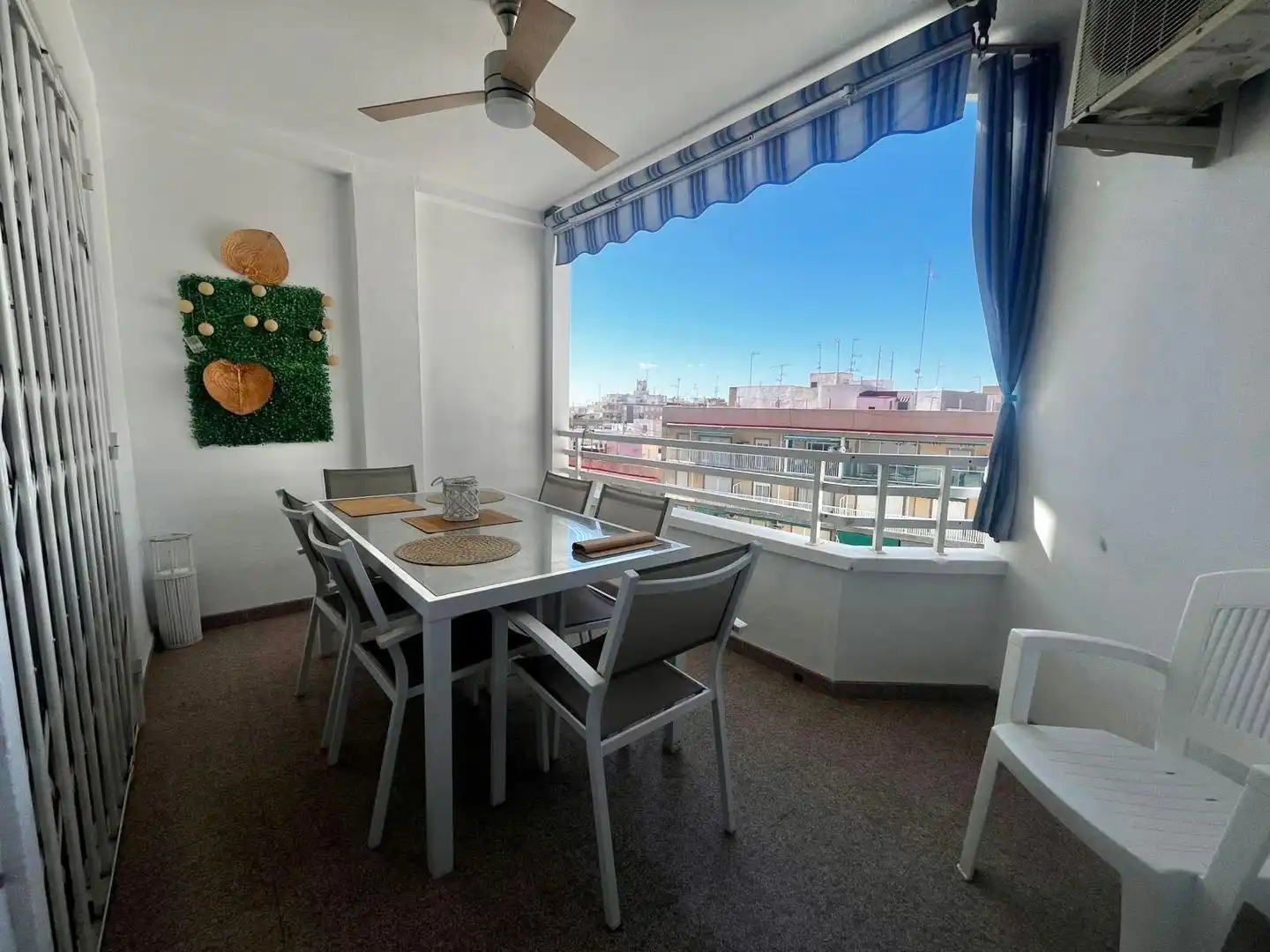 Terrasse von Wohnungen zur Miete in Santa Pola mit Terrasse, Möbliert und Balkon