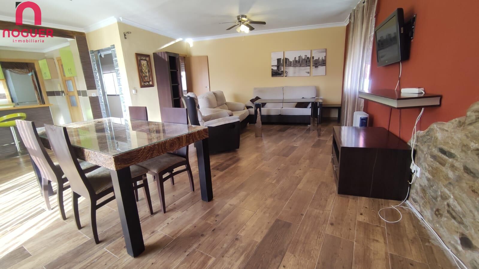 Living room of Flat for sale in Posadas  with Air Conditioner and Heating