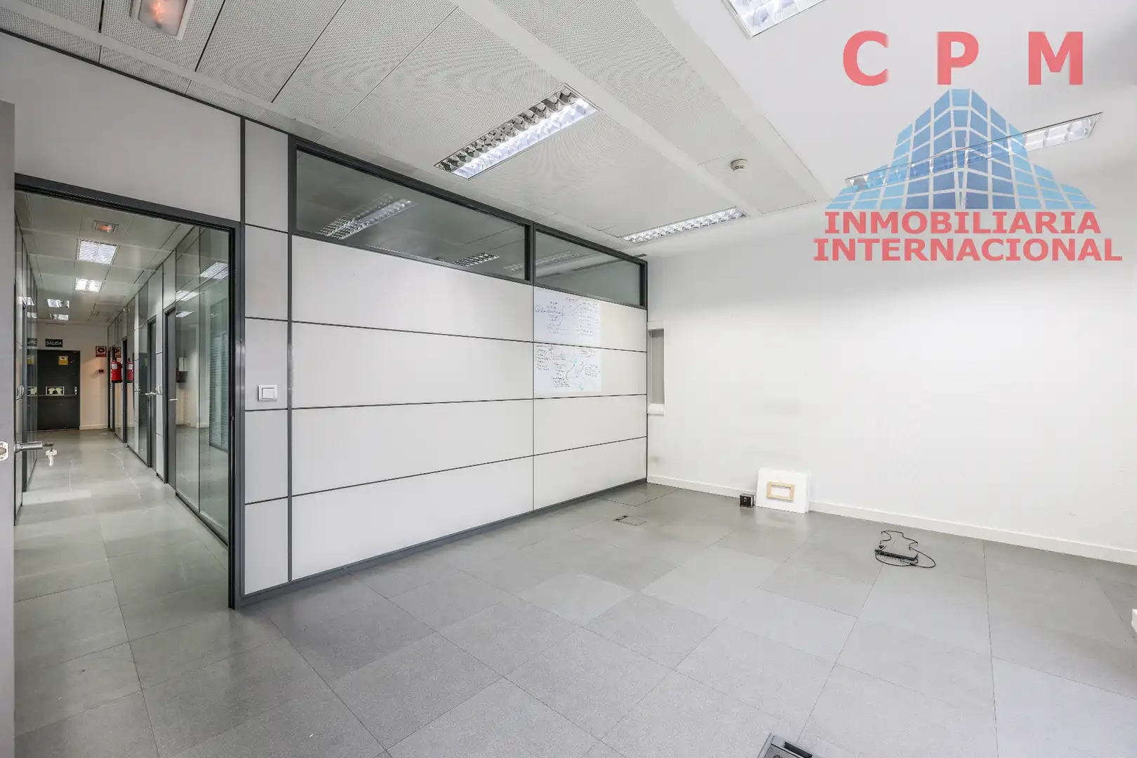 Office space with lift for sale in Arroyo de la Vega, imagen 19