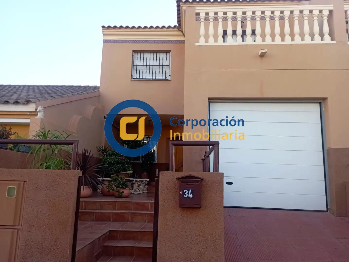 Außenansicht von Maisonette zum Verkauf in Lorca mit Klimaanlage