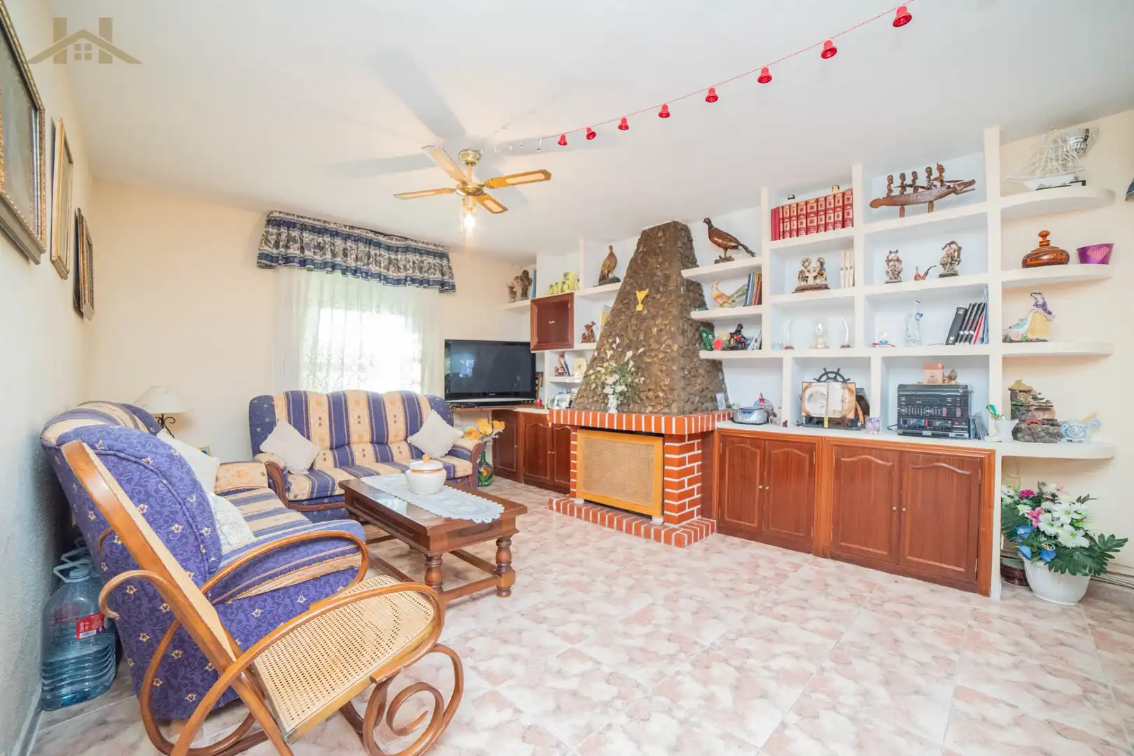 Sala d'estar de Casa o xalet en venda en Illescas amb Aire condicionat, Calefacció i Jardí privat