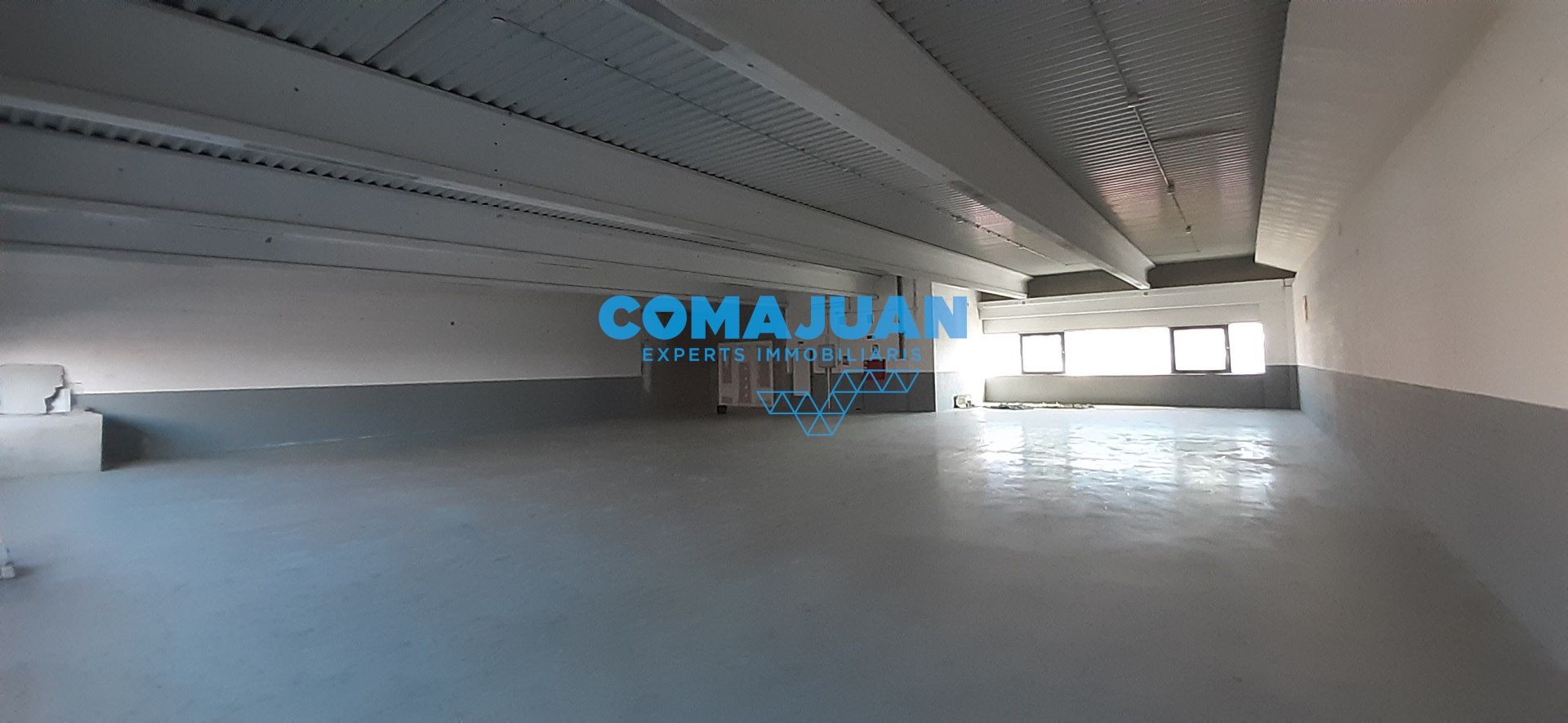 Industrial buildings to rent in Bufalà