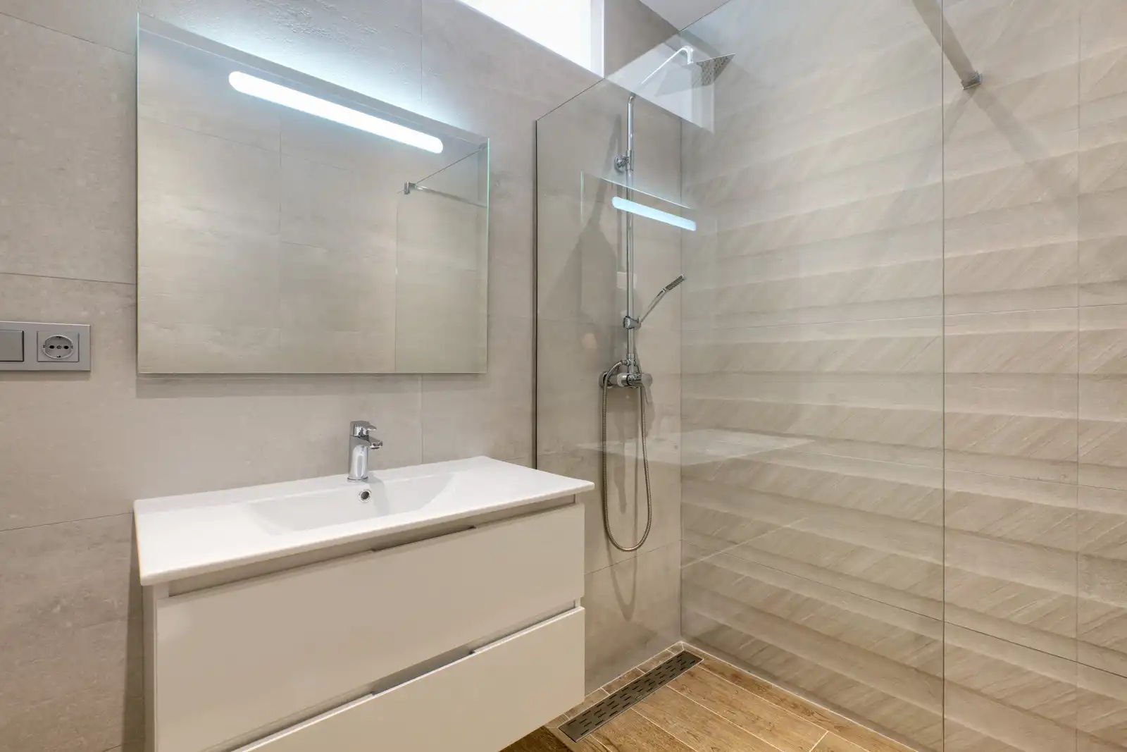 Baño de Ático en venta en Estepona con Aire acondicionado, Calefacción y Jardín privado