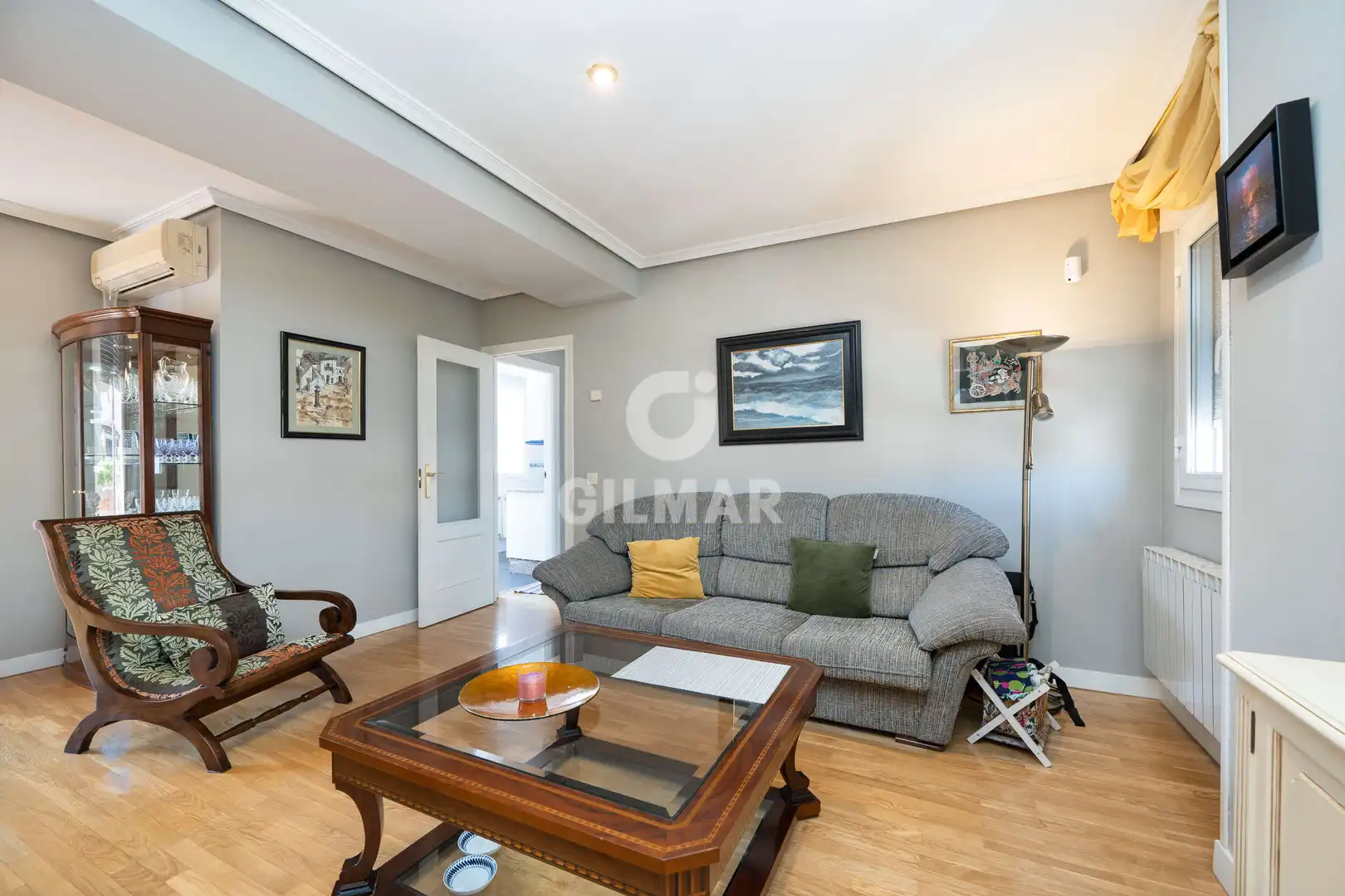 Sala de estar de Ático en venta en Madrid con Calefacción, Jardín privado y Trastero
