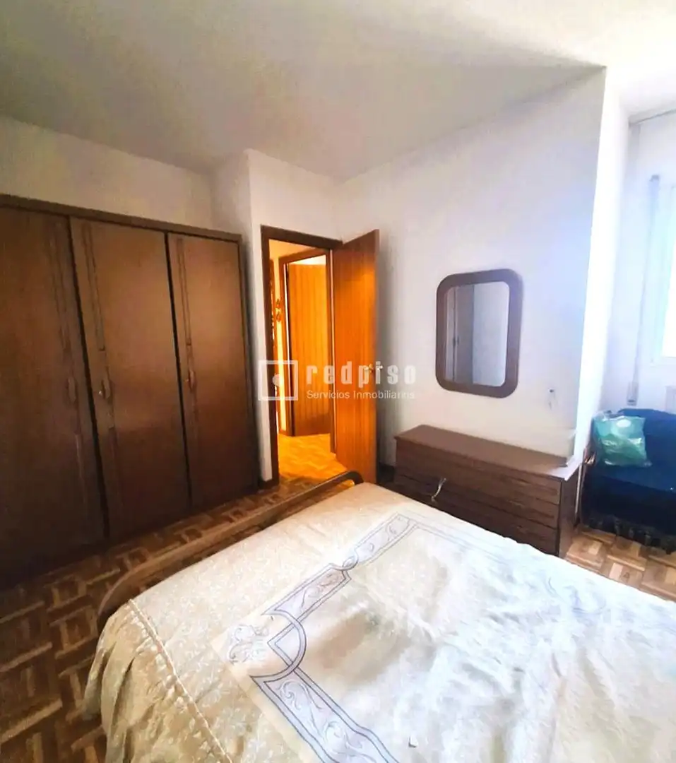 Habitación de Piso en venta en Madrid con Calefacción, Parquet y Amueblado