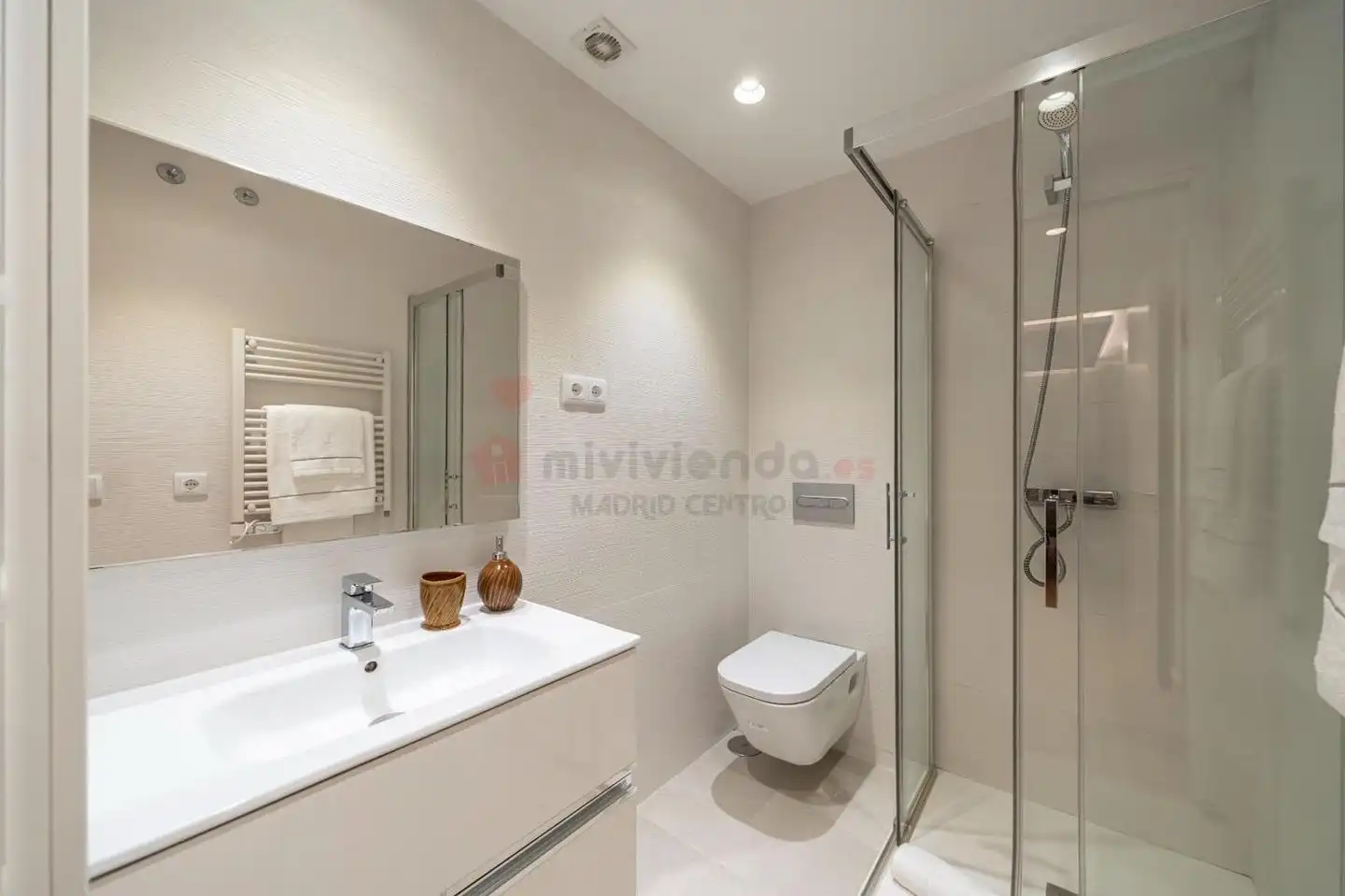 Piso con terraza en venta en Calle de Pérez Galdós, imagen 33