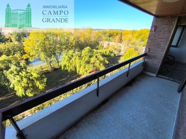 Pis amb ascensor en venda a Centro