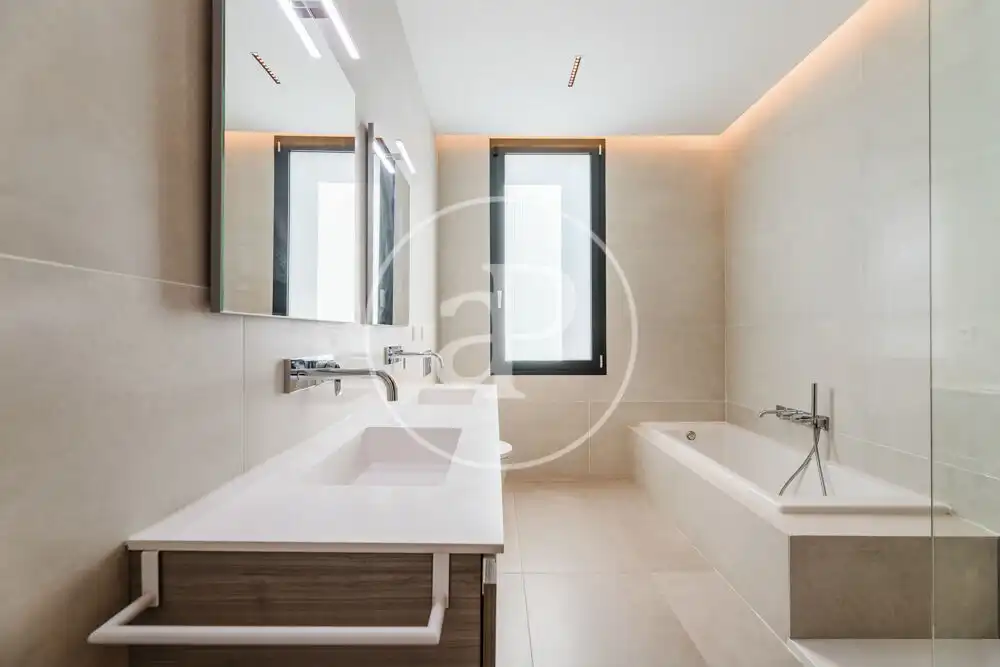 Baño de Casa o chalet en venta en Náquera con Aire acondicionado, Calefacción y Terraza