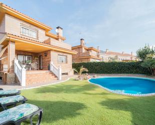 Garden of House or chalet for sale in Sevilla la Nueva  with Private garden, Terrace and Storage room