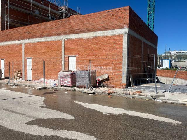 Local comercial en Alquiler en Los Hueros