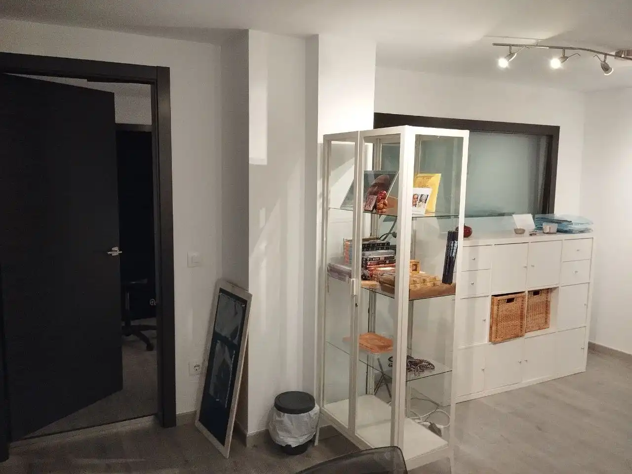Office for rent in Plasencia  with Air Conditioner, Heating and Internet