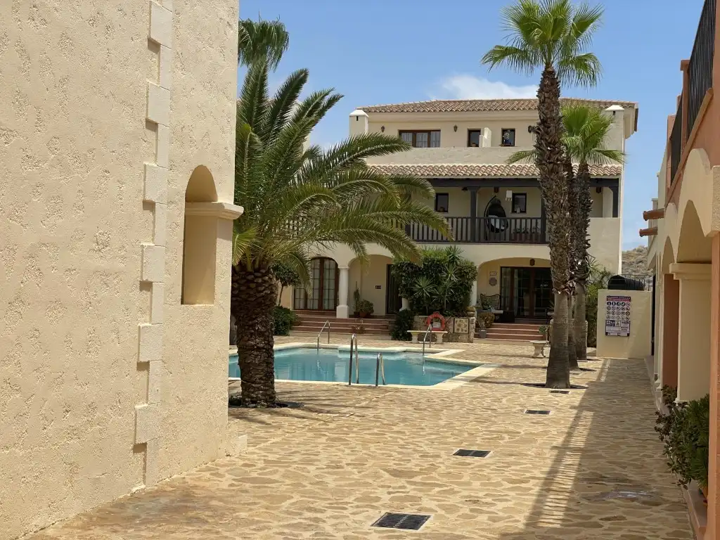 Vista exterior de Apartament en venda en Cuevas del Almanzora amb Aire condicionat, Calefacció i Terrassa