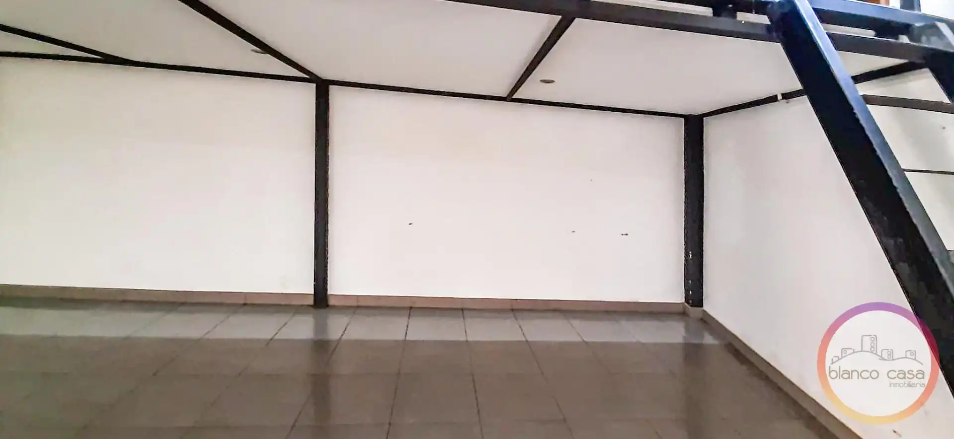 Local comercial en venda a Ponteceso, imagen 4