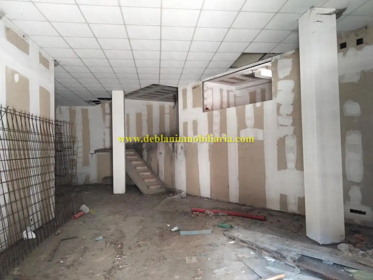 Business premises for sale in CALLE CENTINELA
