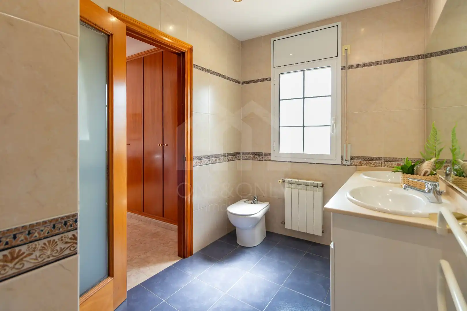 Bathroom of Houses for sale in Riudoms  with Air Conditioner, Heating and Private garden