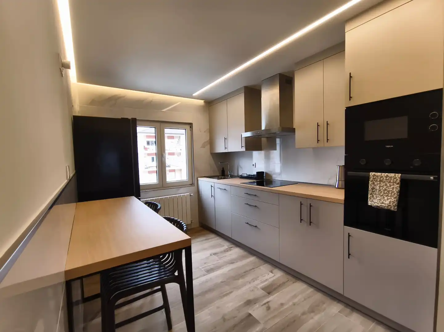 Cuina de Pis de lloguer en Medio Cudeyo amb Calefacció, Terrassa i Traster