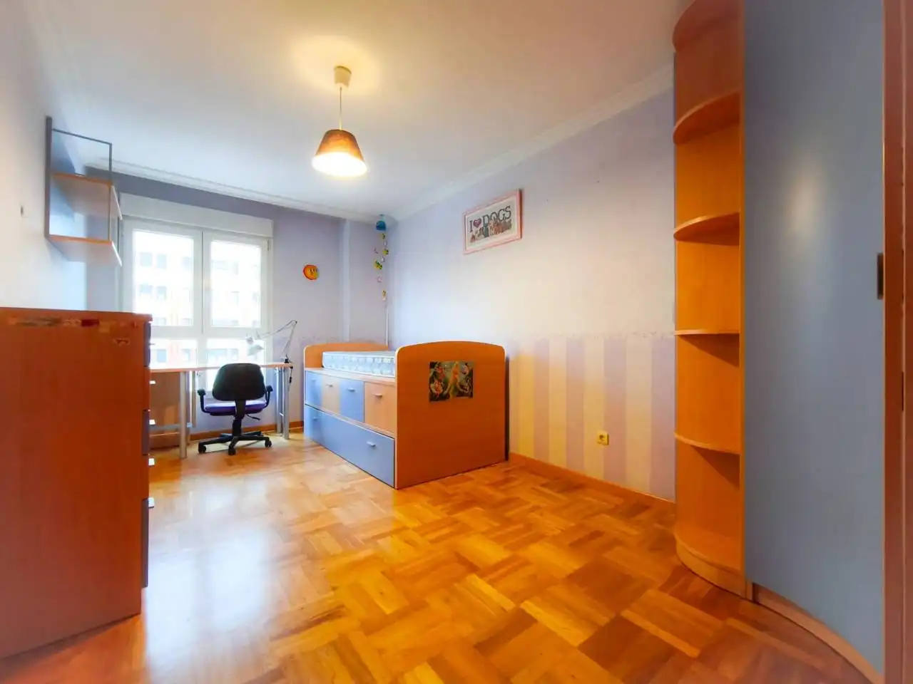 Bedroom of Flat for sale in Burgos  with Heating, Parquet flooring and Terrace