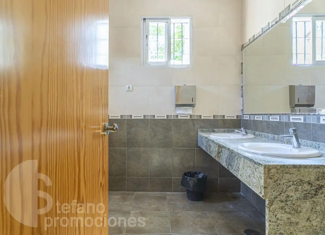 Locale commerciale in vendita a MA-3101, imagen 34