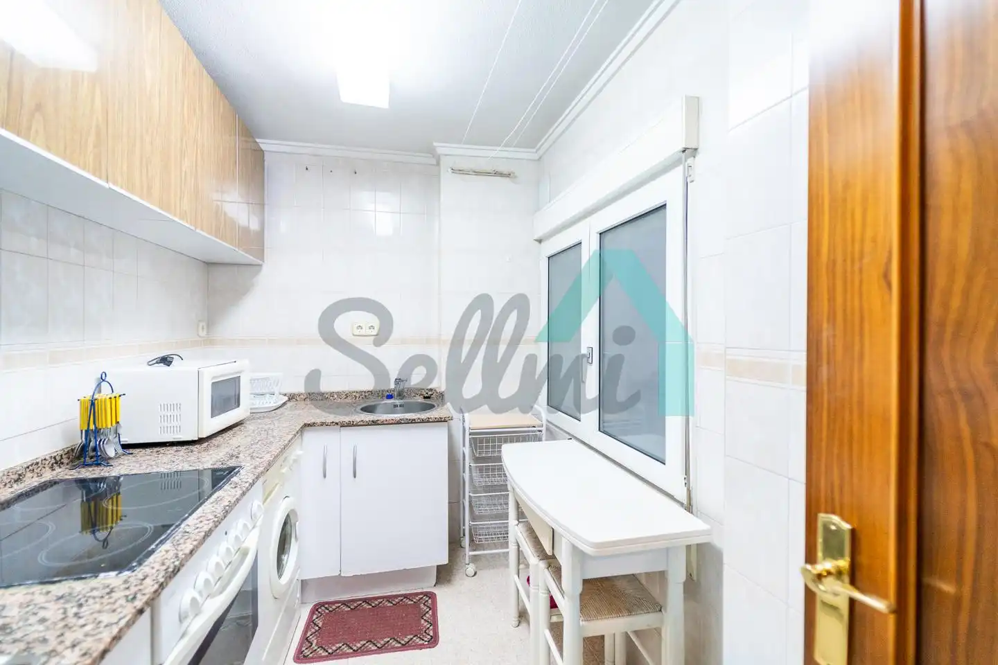 Kitchen of Flat for rent in Gijón   with Heating, Parquet flooring and Furnished