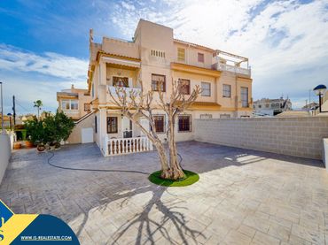 Piso con piscina en venta en Nueva Torrevieja - Aguas Nuevas