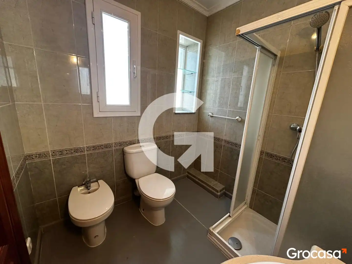 Bathroom of Flat for sale in Mataró  with Air Conditioner, Terrace and Storage room
