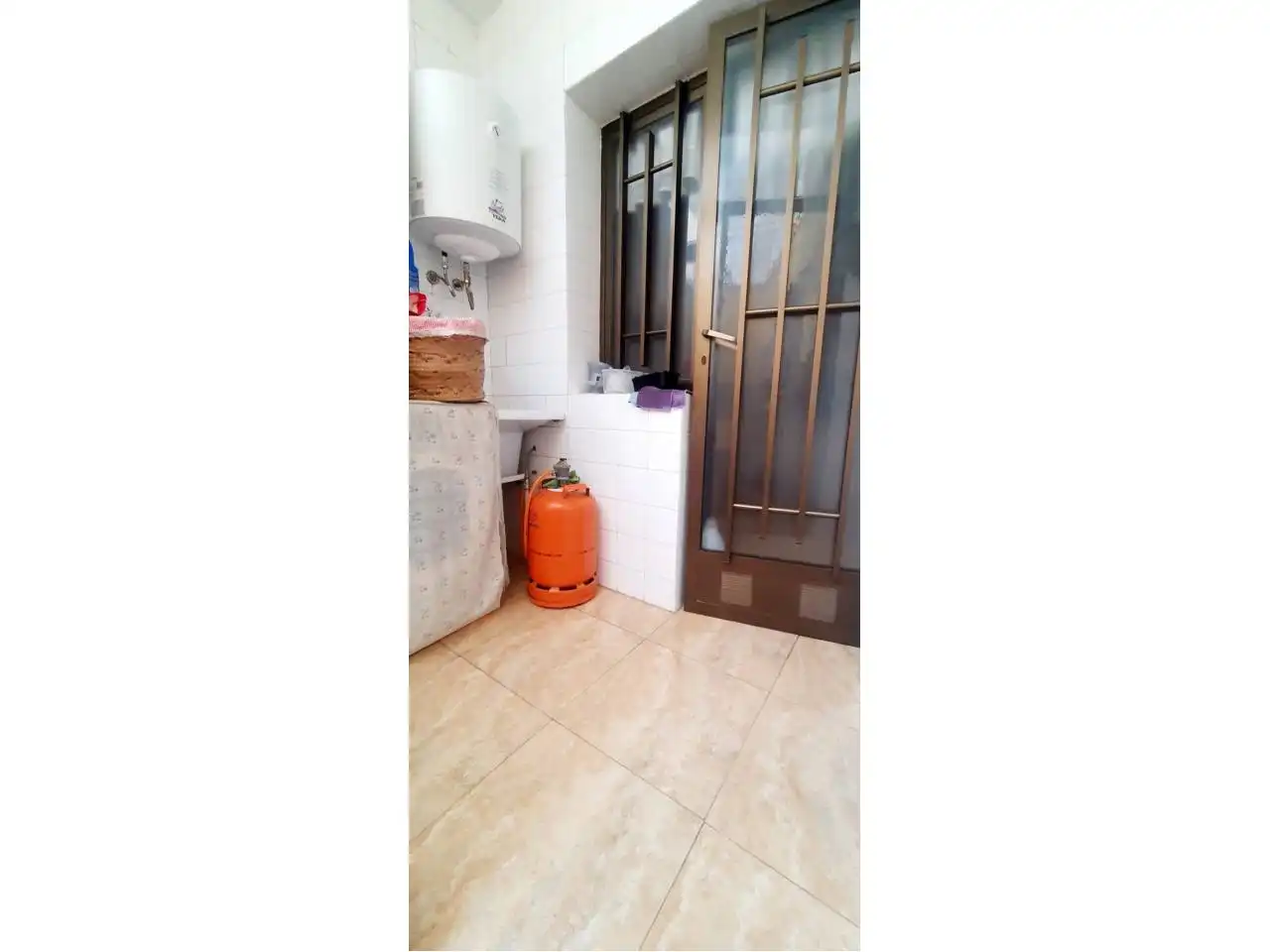 Bathroom of Detached homes for sale in Roquetas de Mar  with Terrace, Furnished and Community pool
